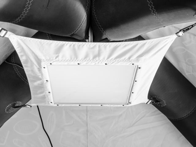 Nafukovací prezentační stan Air Tent Premium - Střecha konstrukce zevnitř detail